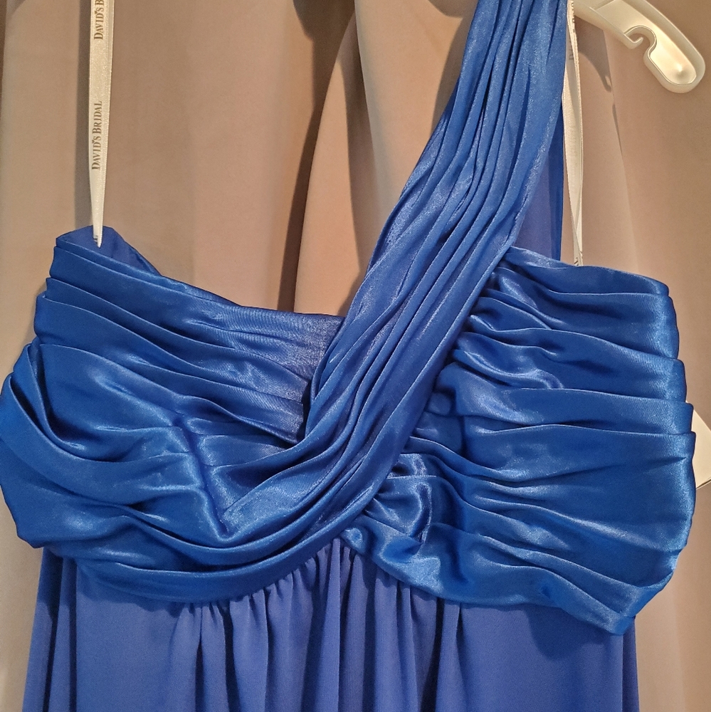 Blue dress